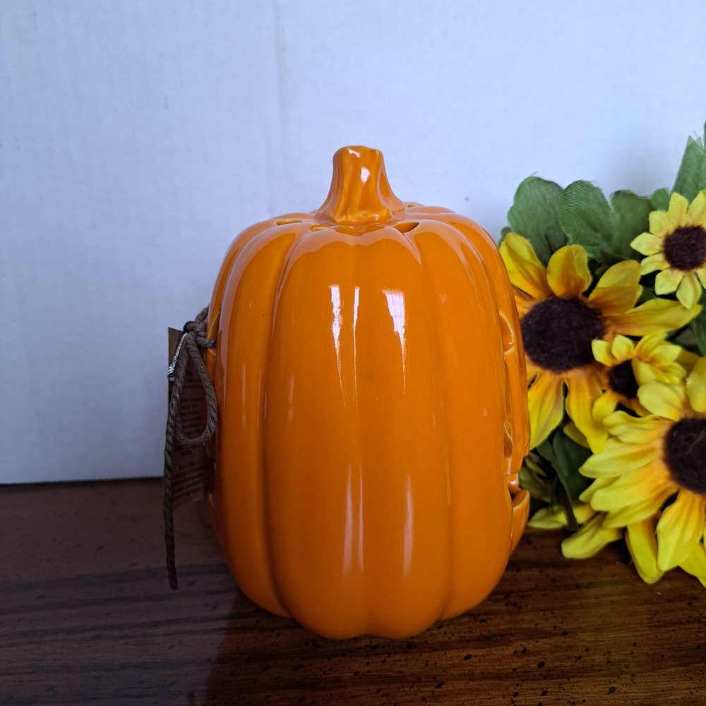 Orange Pumpkin Candle Holder - Picture 2 of 4